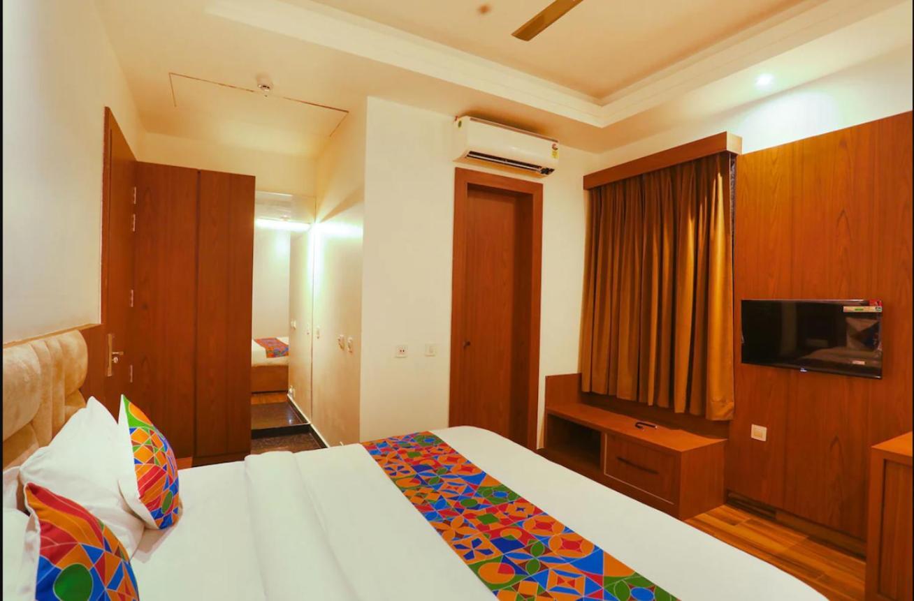 Hotel Swarn Bhoomi Κανπούρ Εξωτερικό φωτογραφία