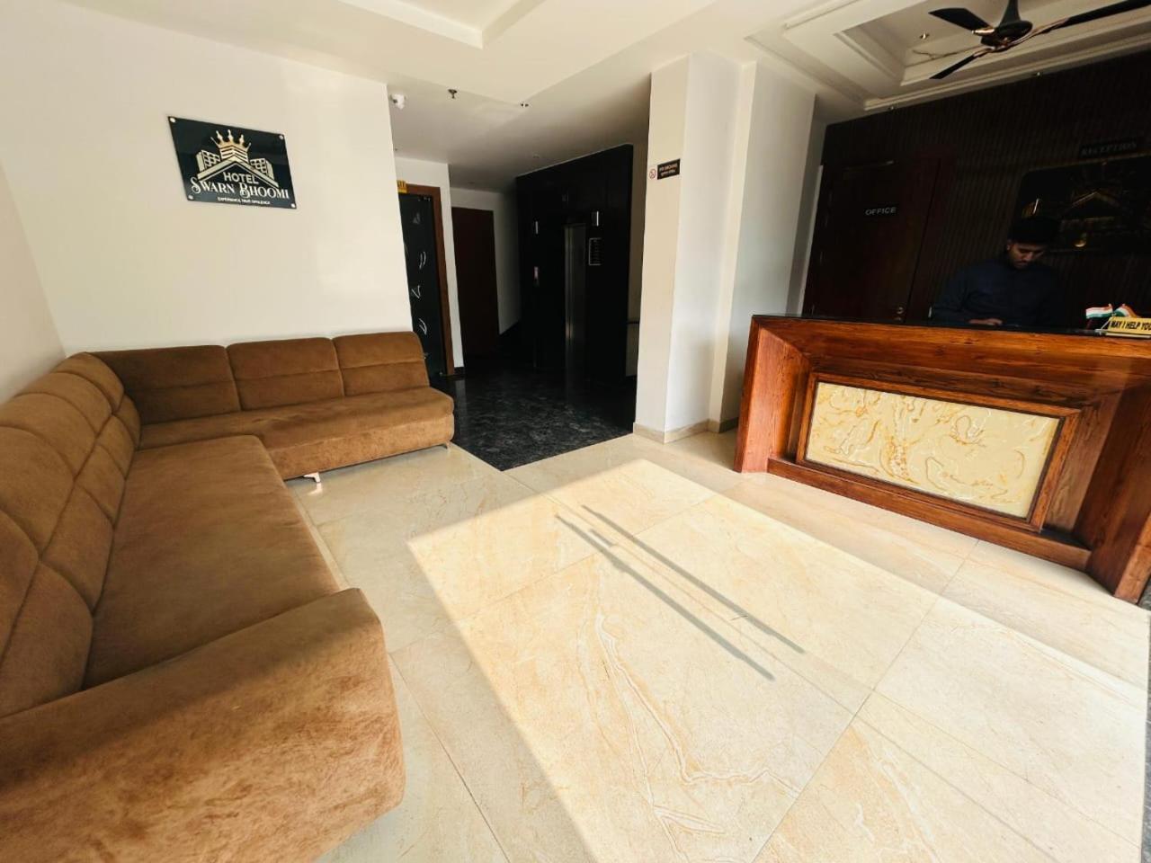 Hotel Swarn Bhoomi Κανπούρ Εξωτερικό φωτογραφία